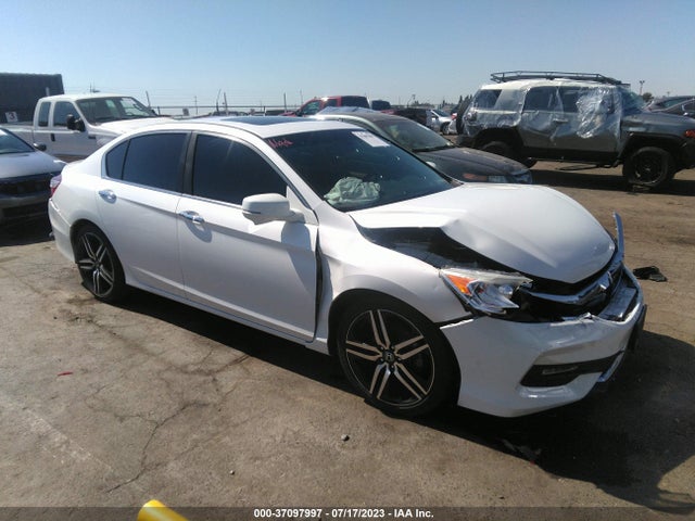 2016 1HGCR2F7XGA208783 main image