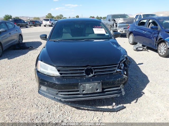 3VWD17AJ1GM306868 Volkswagen Jetta Sedan 1.8t Sport