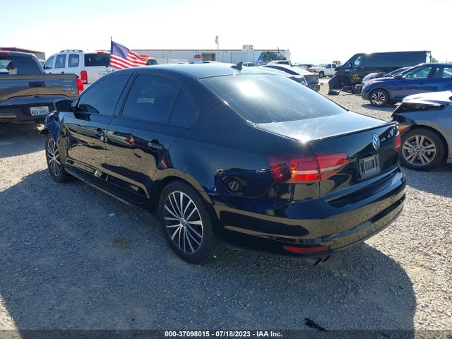 3VWD17AJ1GM306868 Volkswagen Jetta Sedan 1.8t Sport