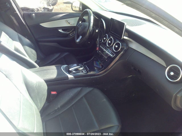 55SWF4JB8FU049312 Mercedes-Benz C-class C 300