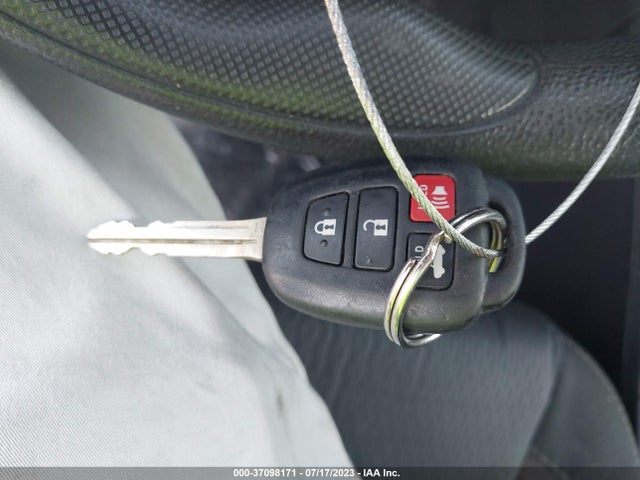 2019 TOYOTA COROLLA L/LE/SE/XLE/XSE VIN: 2T1BURHE7KC238728