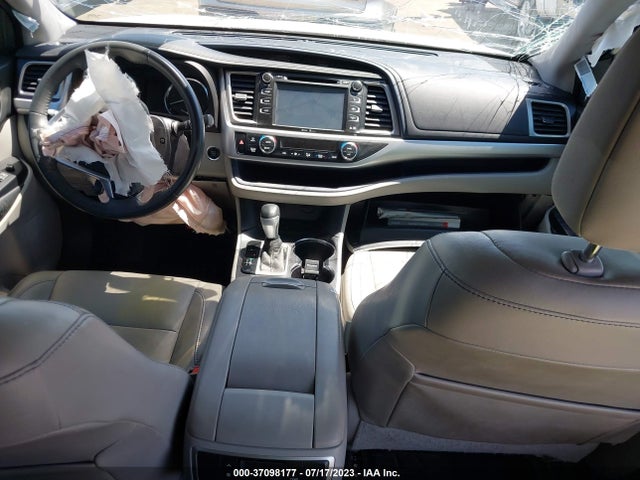 Toyota Highlander Xle 2015 5TDKKRFH3FS110244 Image 10