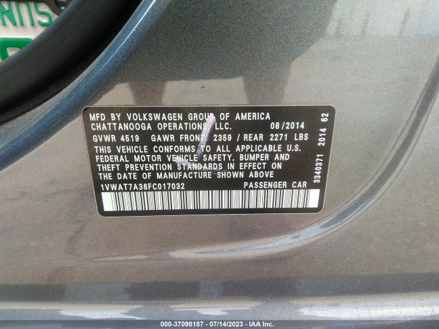 1VWAT7A36FC017032 Volkswagen Passat 1.8t Wolfsburg Ed