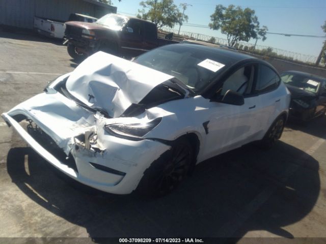 7SAYGDEF6NF561382 Tesla Model Y Performance