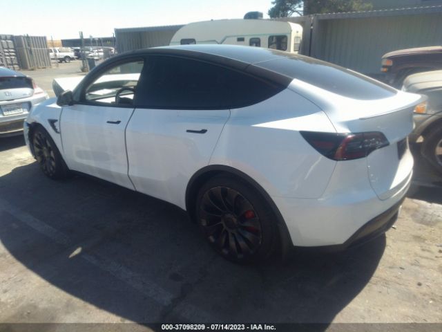 7SAYGDEF6NF561382 Tesla Model Y Performance