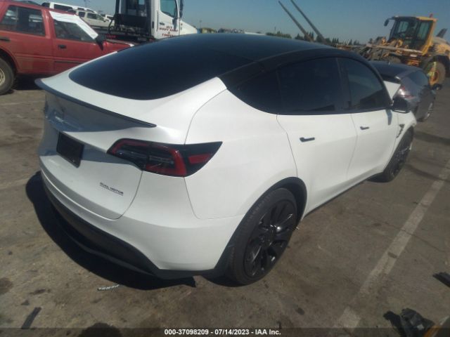 7SAYGDEF6NF561382 Tesla Model Y Performance