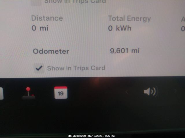 7SAYGDEF6NF561382 Tesla Model Y Performance