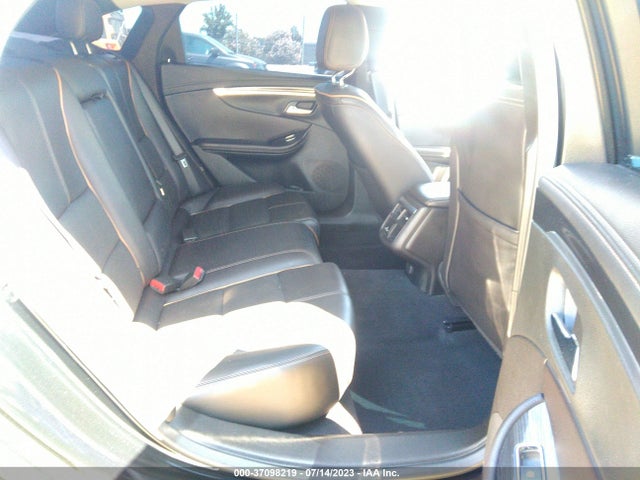 Chevrolet Impala Premier 2018 1G1125S31JU132562 Image 8