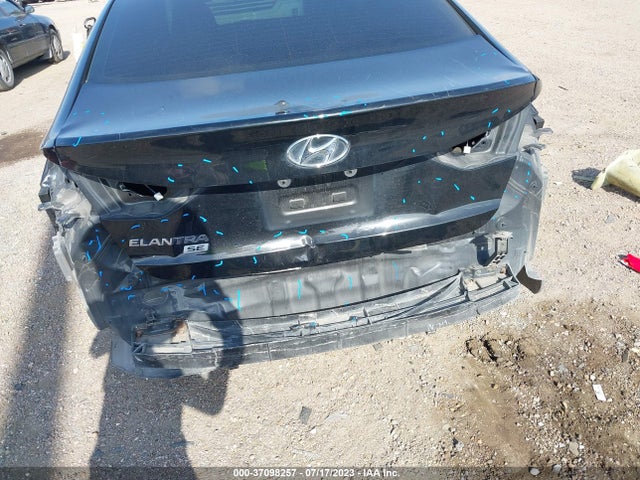 Hyundai ELANTRA SE 2017 5NPD74LF3HH132334 Image 9