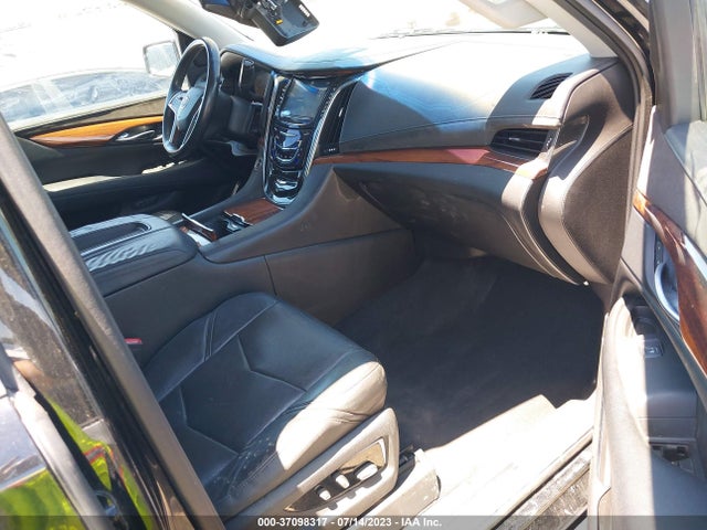 1GYS4CKJ1FR180088 Cadillac Escalade Premium