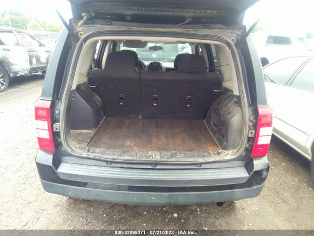 1C4NJRBB5ED792992 Jeep Patriot Sport