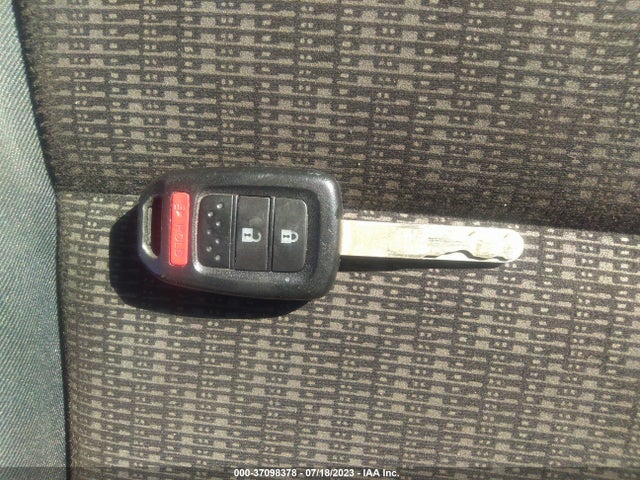 Honda FIT LX 2016 JHMGK5H56GS008915 Image 3