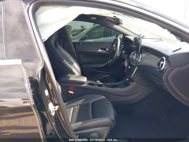 WDDSJ4EB8GN389058 Mercedes-Benz Cla Cla 250