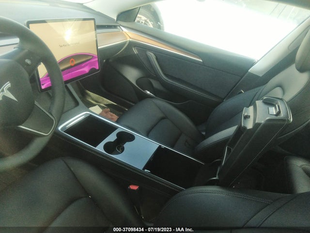 2022 Tesla 3, VIN: 5YJ3E1EBXNF259201