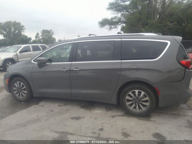 2C4RC1L7XMR599367 Chrysler Pacifica Hybrid Touring L