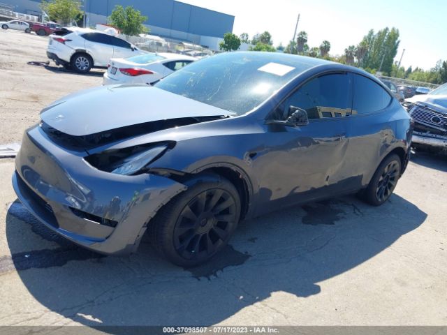 7SAYGDEE4PF611061 Tesla Model Y Long Range