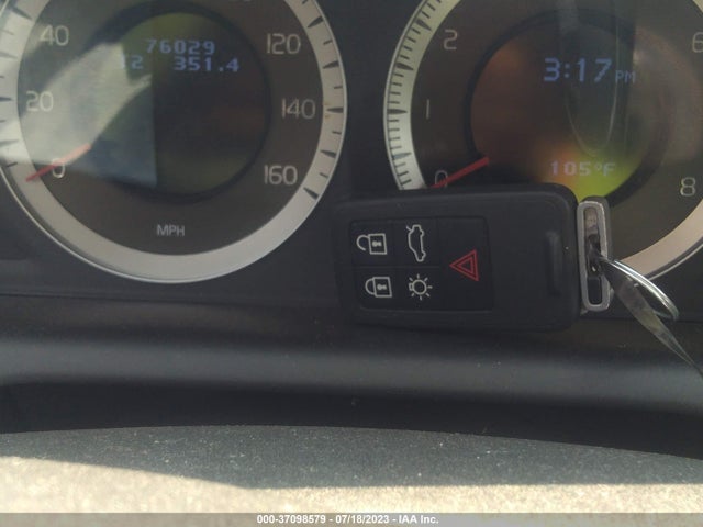 2010 VOLVO XC60 3.0T VIN: YV4992DZXA2124412