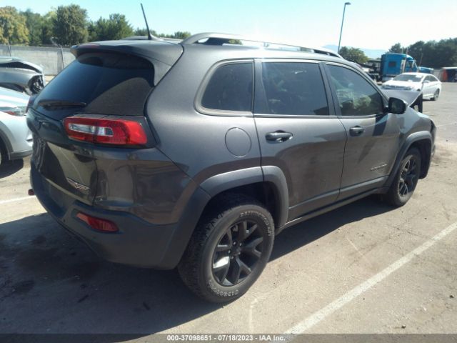1C4PJMBS0HW651932 Jeep Cherokee Trailhawk