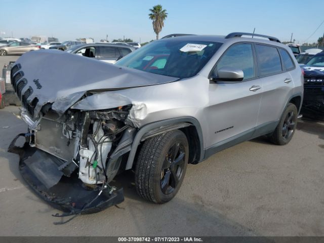 1C4PJLCB6JD533684 Jeep Cherokee Latitude