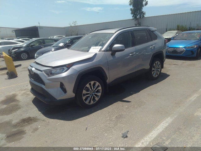 Toyota Rav4 Xle Premium 2019 2T3C1RFV0KC011520 Image 2