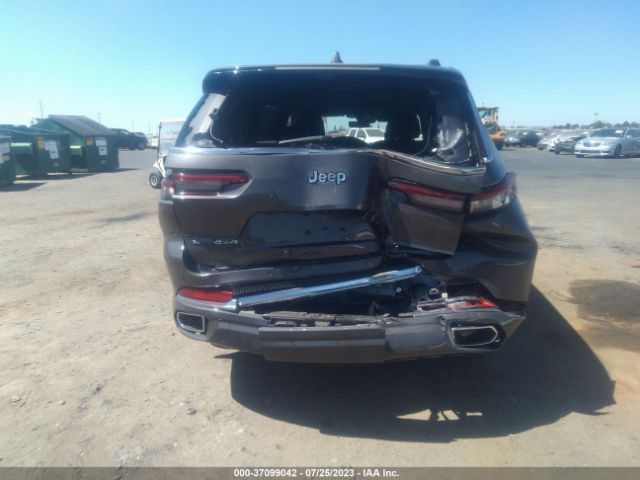1C4RJKDT2P8720304 Jeep Grand Cherokee L Overland