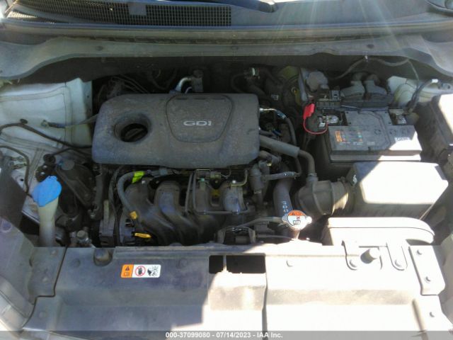 KNDJN2A29K7673543 KIA Soul Base