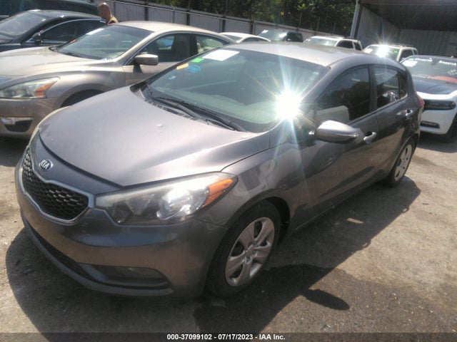 KIA Forte 5-door Lx 2016 KNAFK5A86G5644439 Image 2