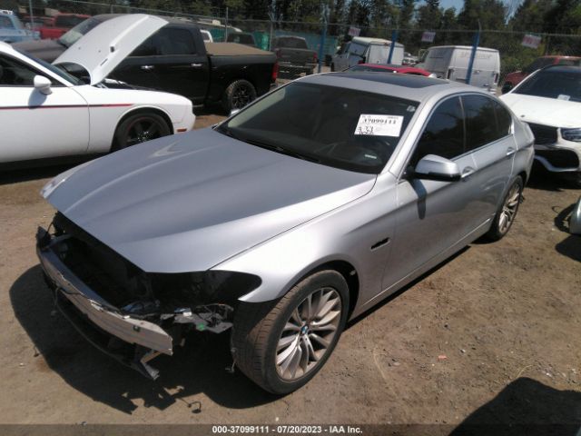 WBA5A5C51FD520228 BMW 5 Series 528i