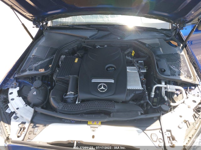 WDDWJ4JB2HF403930 Mercedes-Benz C-class C 300