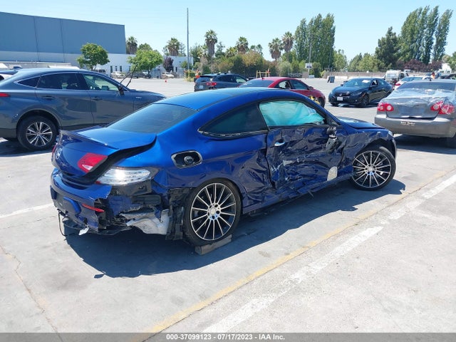 WDDWJ4JB2HF403930 Mercedes-Benz C-class C 300