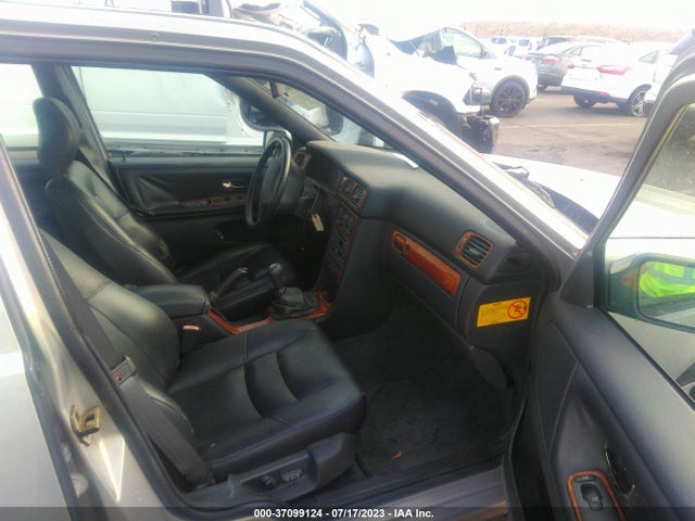 1998 VOLVO S70 T5 VIN: YV1LS5379W2508133