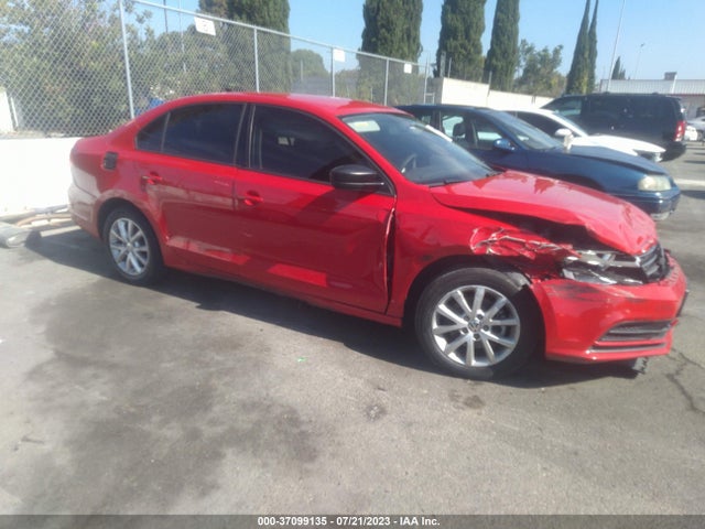 3VWD17AJ1FM218028 Volkswagen Jetta Sedan 1.8t Se