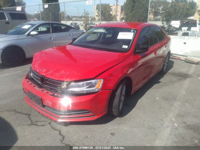 3VWD17AJ1FM218028 Volkswagen Jetta Sedan 1.8t Se
