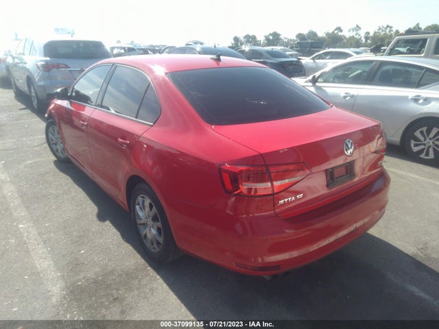 3VWD17AJ1FM218028 Volkswagen Jetta Sedan 1.8t Se