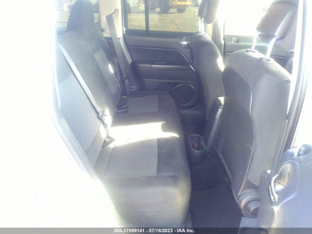 1C4NJPBA7GD514531 Jeep Patriot Sport