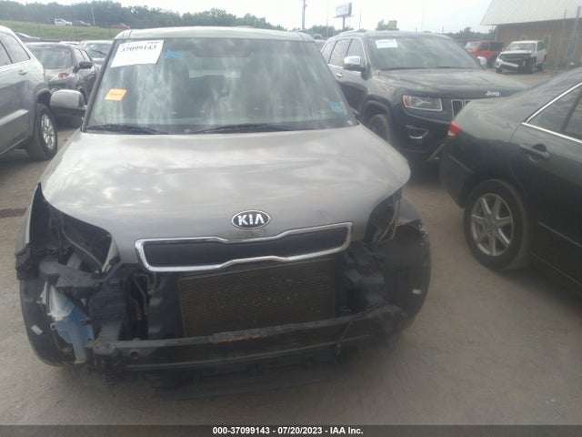 2015 KIA SOUL BASE VIN: KNDJN2A2XF7210459