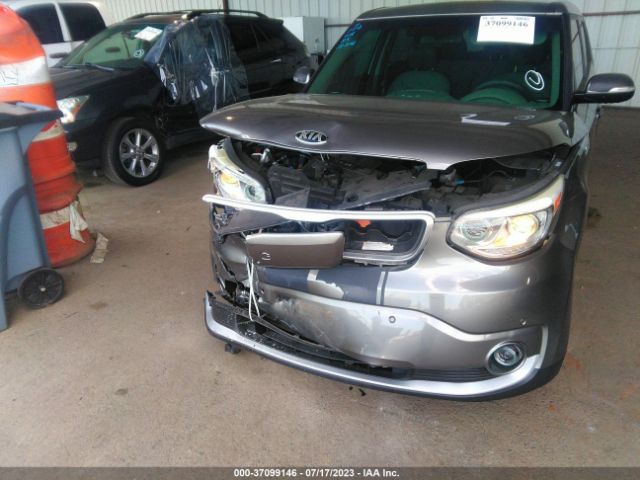 KNDJX3AE7G7017228 KIA Soul Ev +