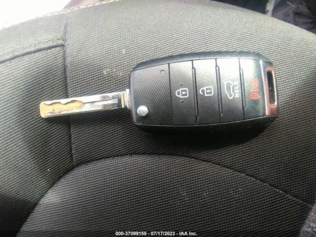 KNDJN2A20F7781667 KIA Soul Base
