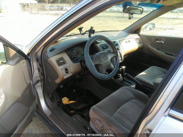 1999 HONDA ACCORD SDN LX VIN: JHMCG5641XC003707