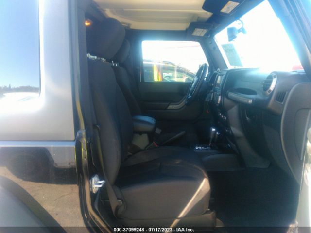 1C4AJWAG5HL599391 Jeep Wrangler Sport