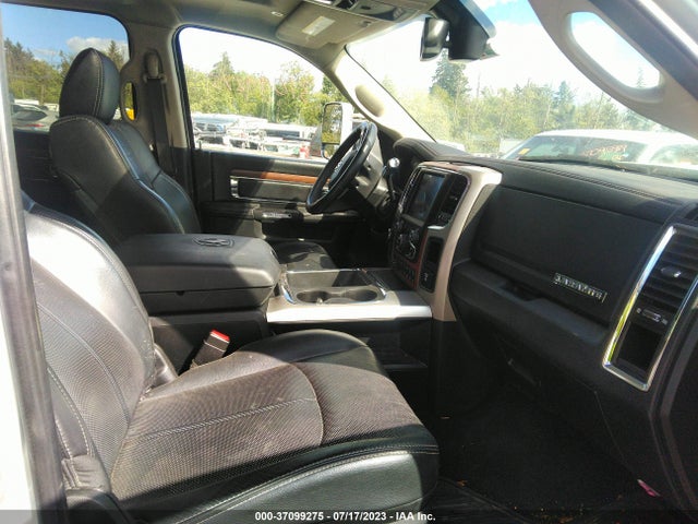 3C6UR5KL8JG411985 RAM 2500 Laramie