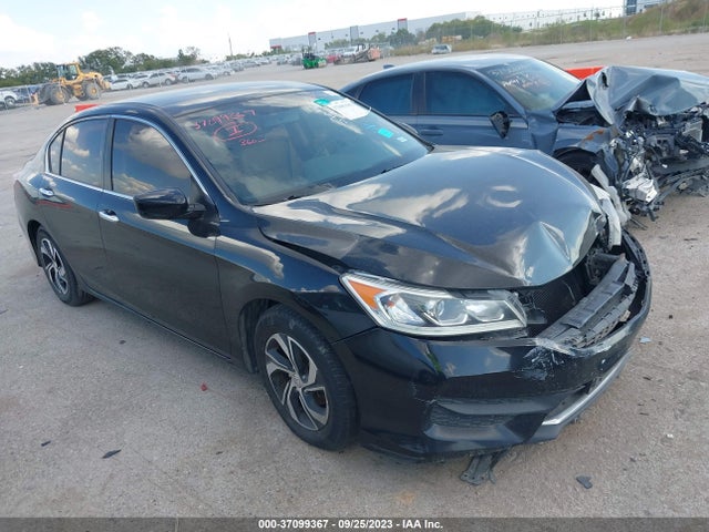 2017 1HGCR2F34HA150992 main image
