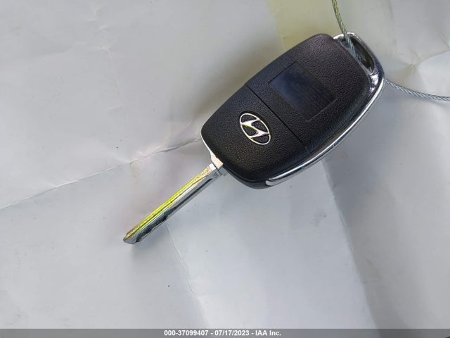 Hyundai SONATA SE 2017 5NPE24AF1HH466111 Image 3