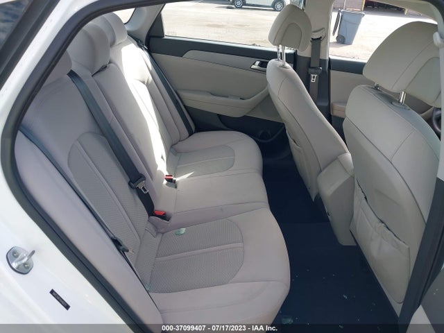 Hyundai SONATA SE 2017 5NPE24AF1HH466111 Image 9