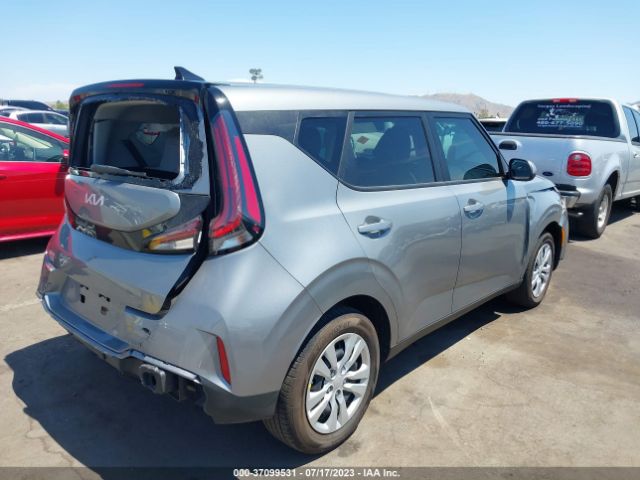 KNDJ23AU2P7856709 KIA SOUL LX