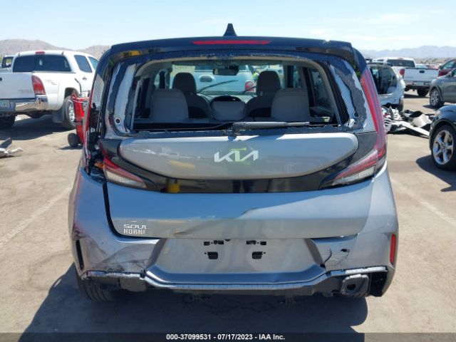 KNDJ23AU2P7856709 KIA SOUL LX