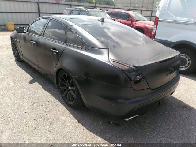 2013 JAGUAR XJ SAJWA1C75D8V41804 Photo 2