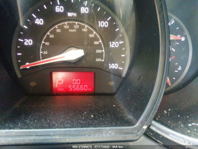 KNADM5A3XH6036568 KIA Rio 5-door Lx