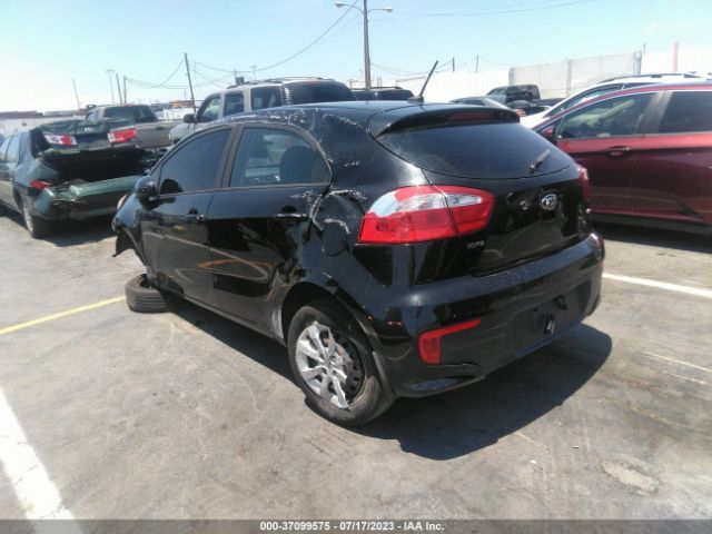 KNADM5A3XH6036568 KIA Rio 5-door Lx