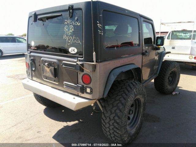 1C4BJWCG7EL260080 Jeep Wrangler Rubicon
